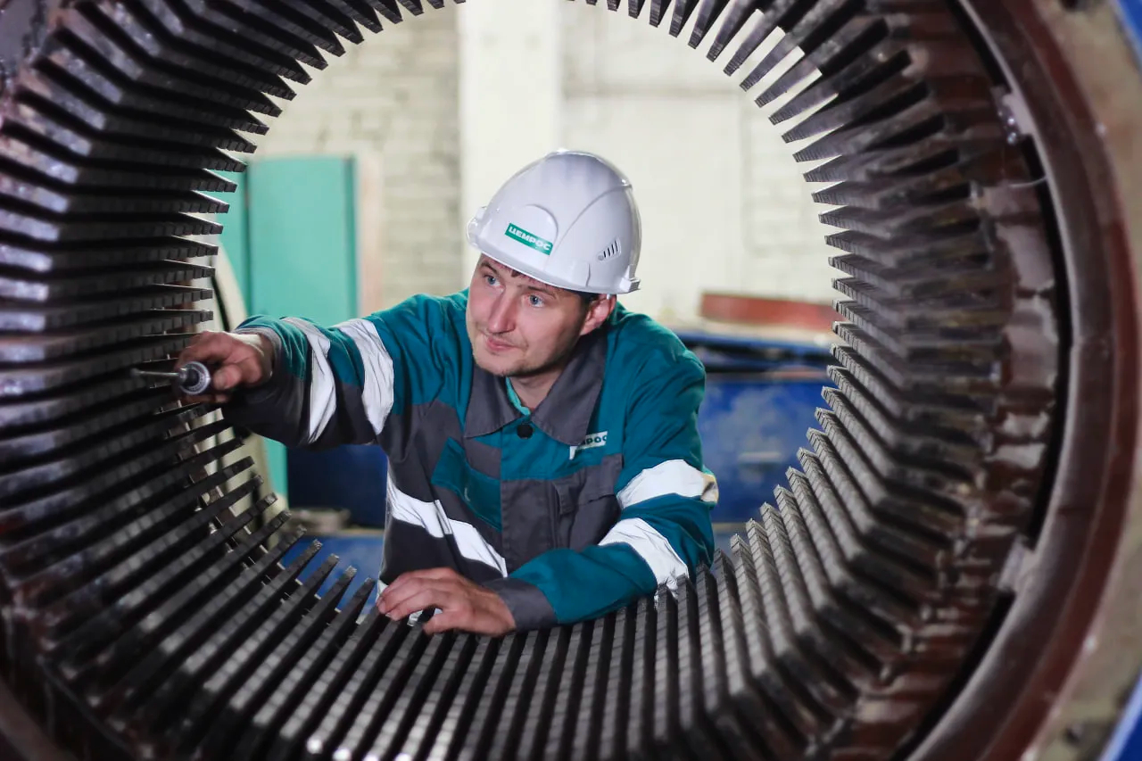 Электромонтёр по ремонту и обслуживанию электрооборудования